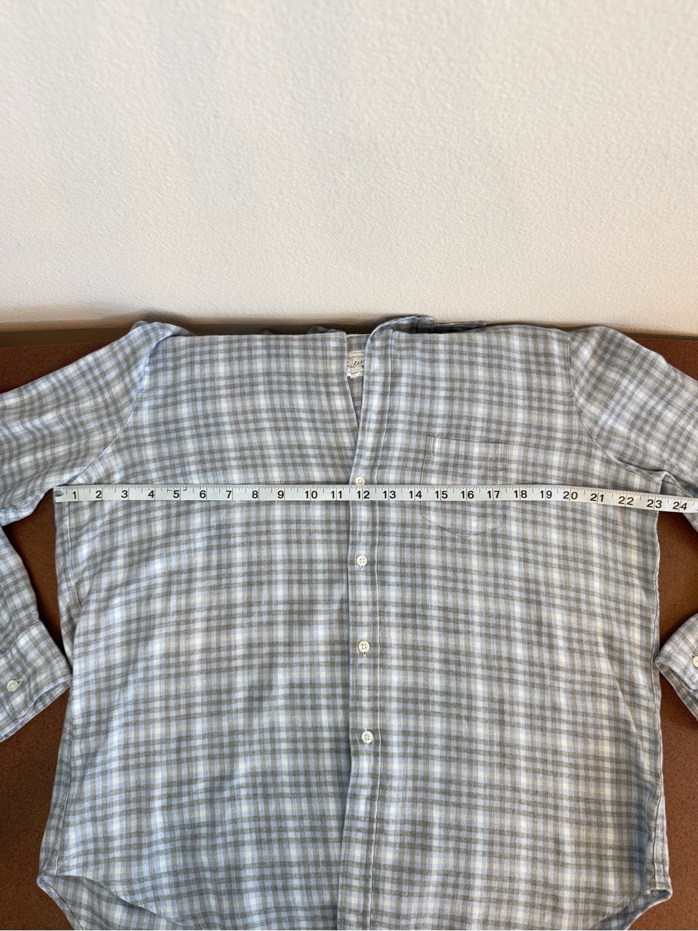 Like New! Frank & Eileen “Eileen” Button Up Shirt Flannel Grey Blue Plaid Medium - Picture 9 of 10